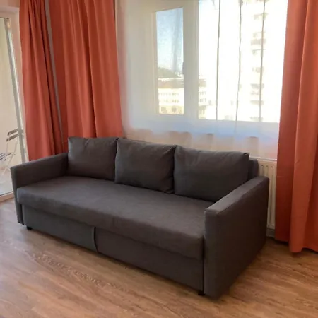 2 With Private Parking In The District Of Apartment